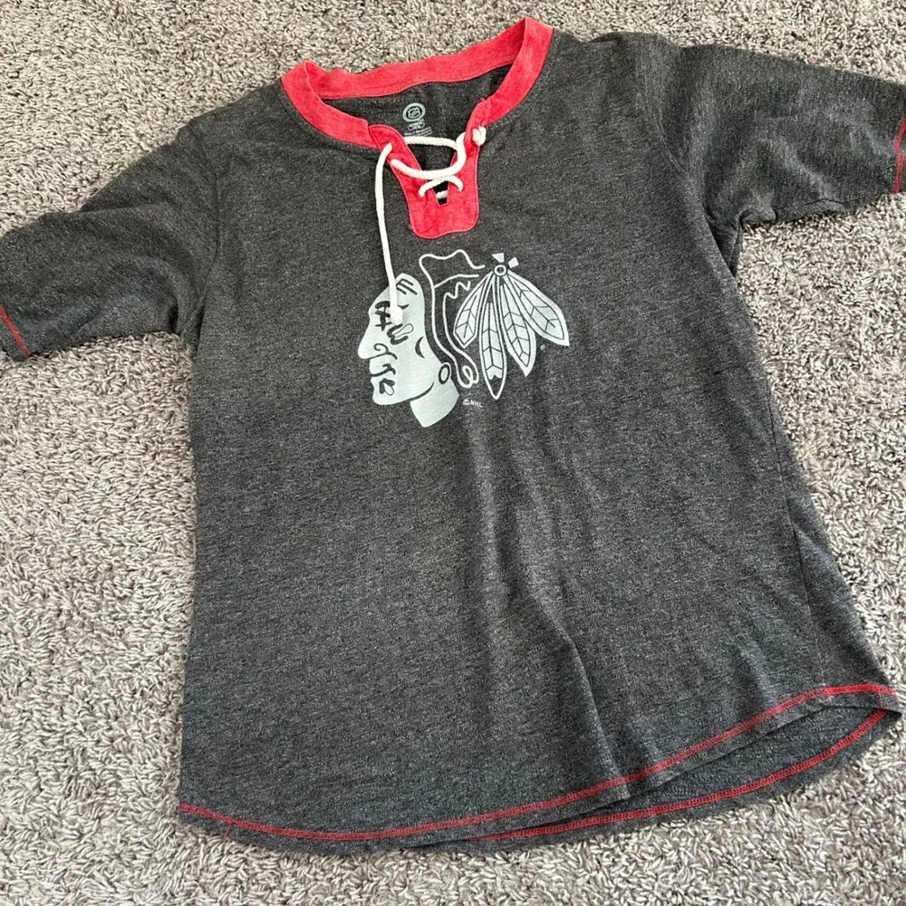 Kids Chicago‎ Blackhawks Lace Up Short Sleeve T Shirt XL XG TG 16 18